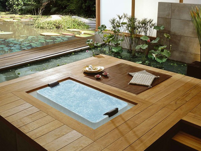 Những thiết kế bồn tắm sục ấn tượng